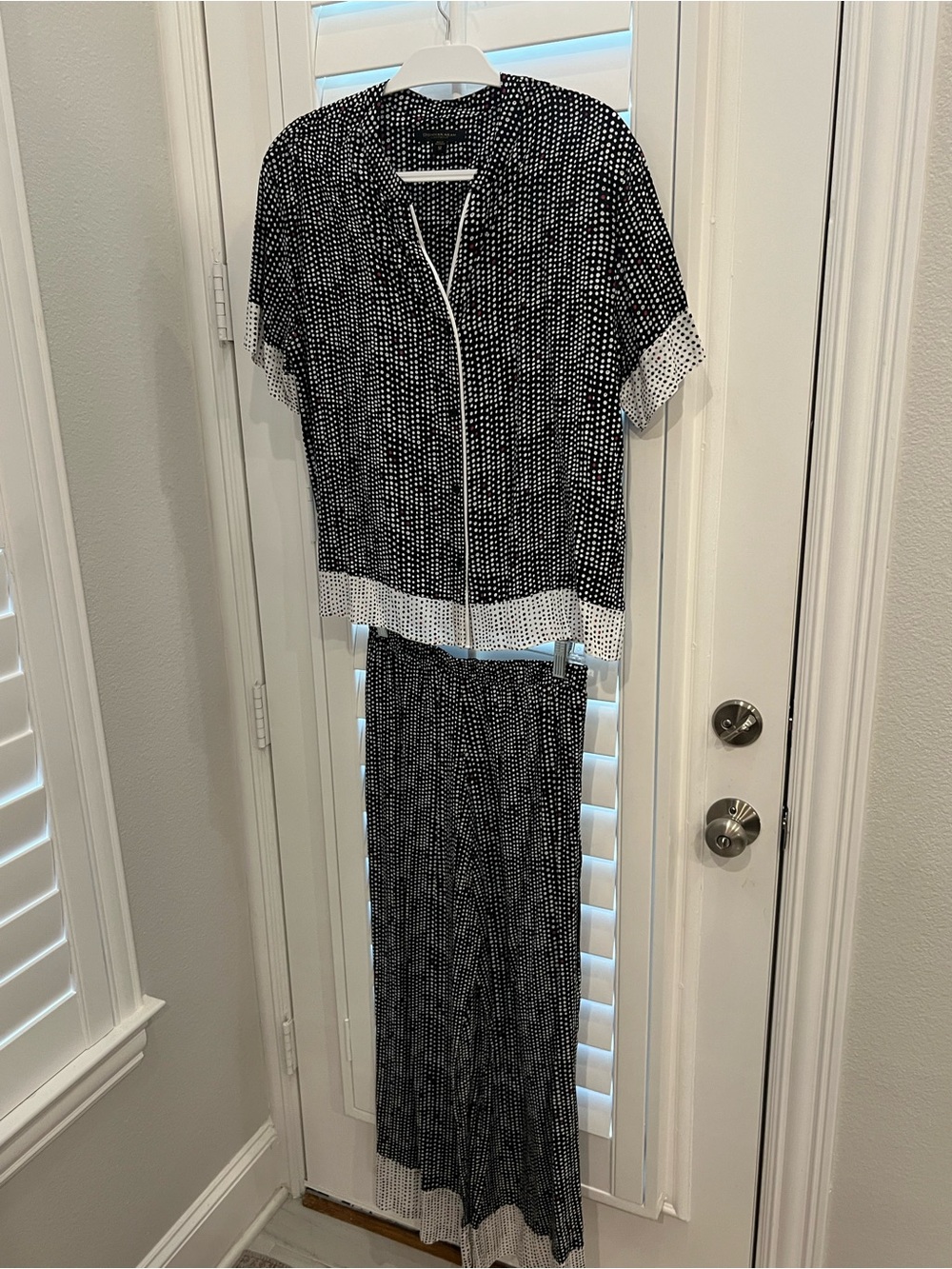 Donna Karan Black Polka Dot Sleepwear Top with White and Pink Accents